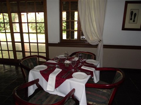 Dining, Manor House