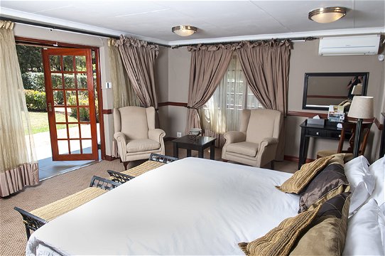 Deluxe Double Room, Magalies Manor Hotel