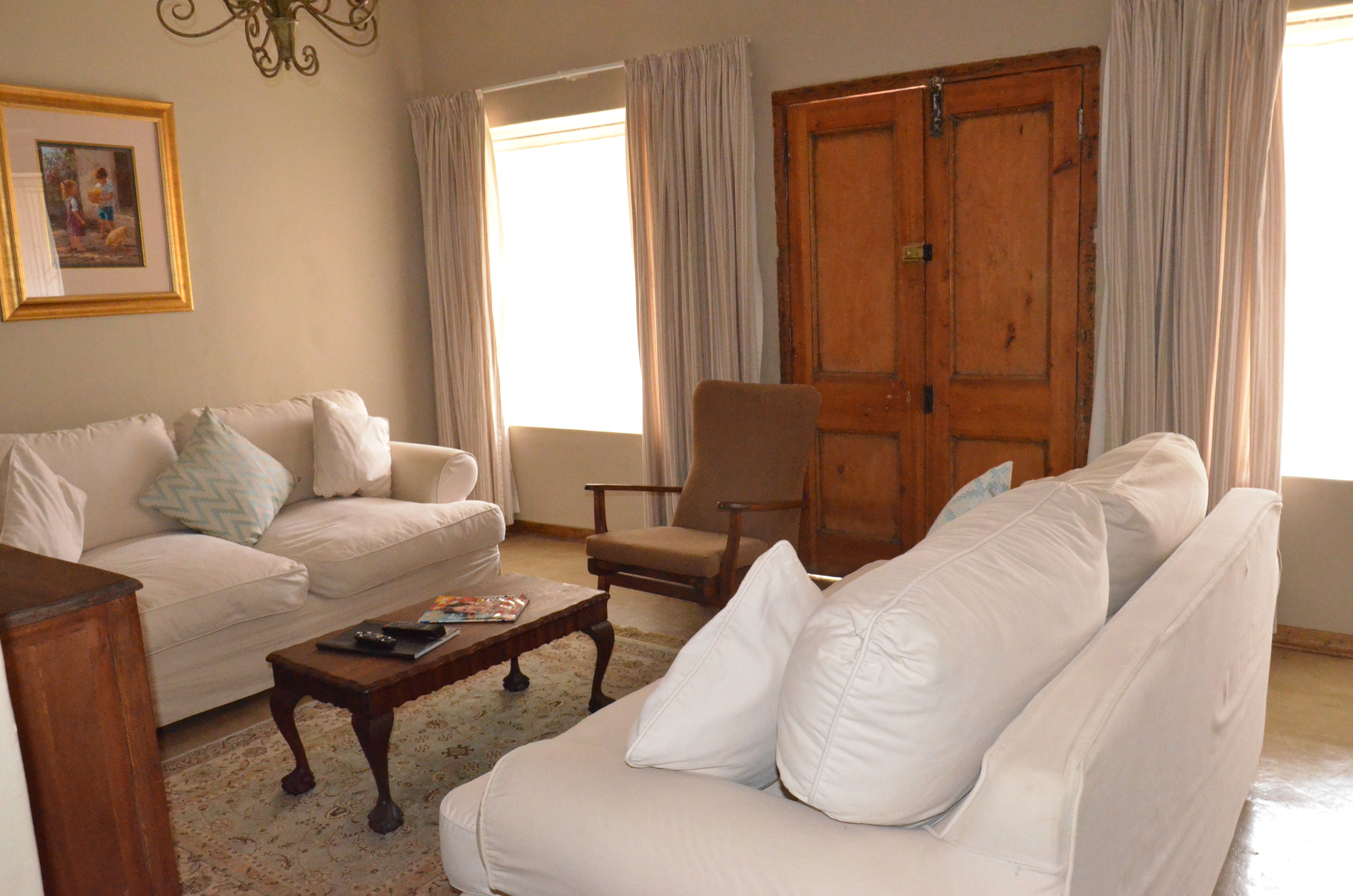 Sitting room house