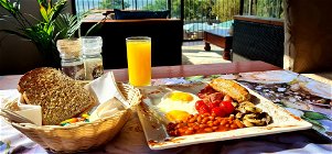Mountain Hike, English Breakfast & Refreshments at R200 per person