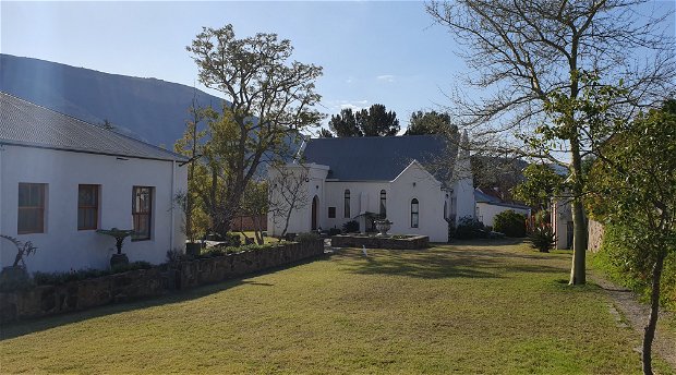 Angler and Antelope Guesthouse, Somerset East (now KwaNojoli), Eastern Cape Karoo, South Africa