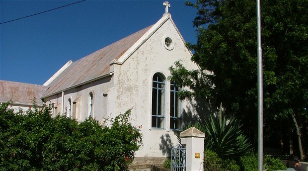 St Francis, the dining area at the Angler & Antelope Guesthouse in Somerset East, Eastern Cape, South Africa; before renovations.