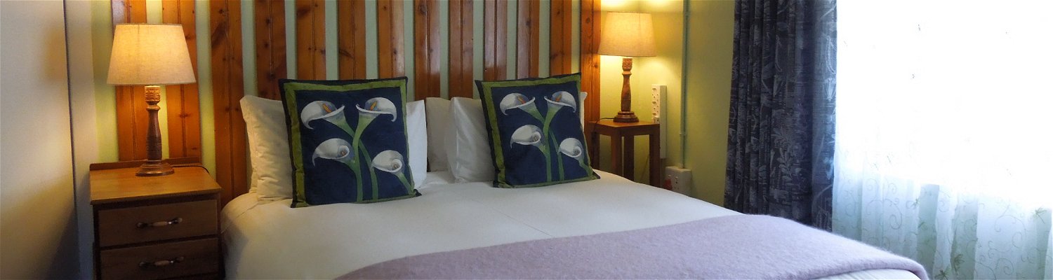Angler and Antelope, self-catering Somerset East, bedroom