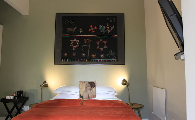 Cosy room , Queen sized bed, two guests Cosy room , Queen sized bed, two guests