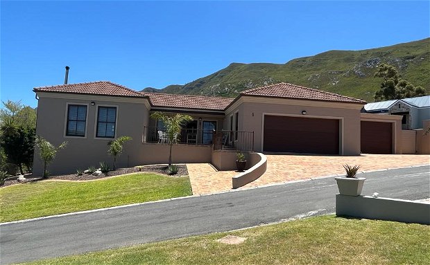 Rus n Bietjie, Hermanus Holiday Rentals, Self-catering accommodation in Onrus Hermanus, Holiday home close to the beach Rus n Bietjie, Hermanus Holiday Rentals, Self-catering accommodation in Onrus Hermanus, Holiday home close to the beach