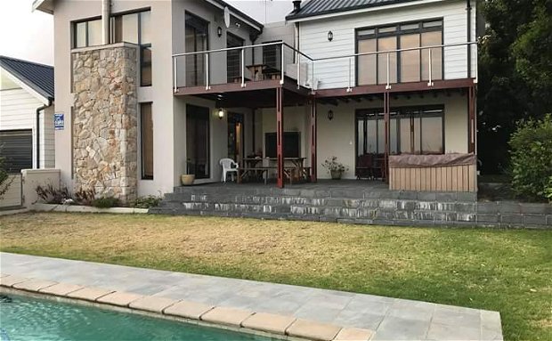 Riverside 18, Hermanus Holiday Rentals, Self-catering accommodation in Onrus with a swimming pool, Hermanus, Holiday home close to the beach, Hermanus Holiday Rentals