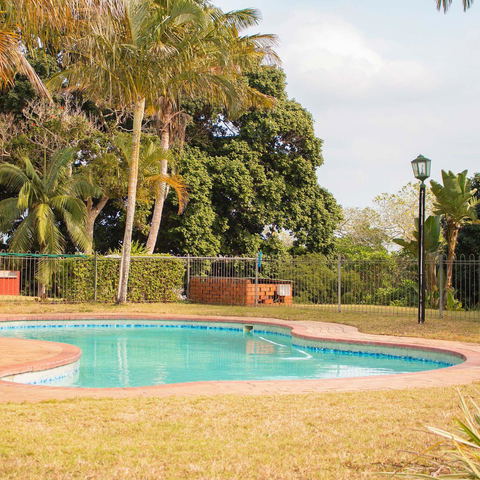 Swmming pool, The Bridge @St Lucia