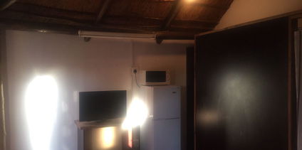 Family Room (6 Sleeper) 