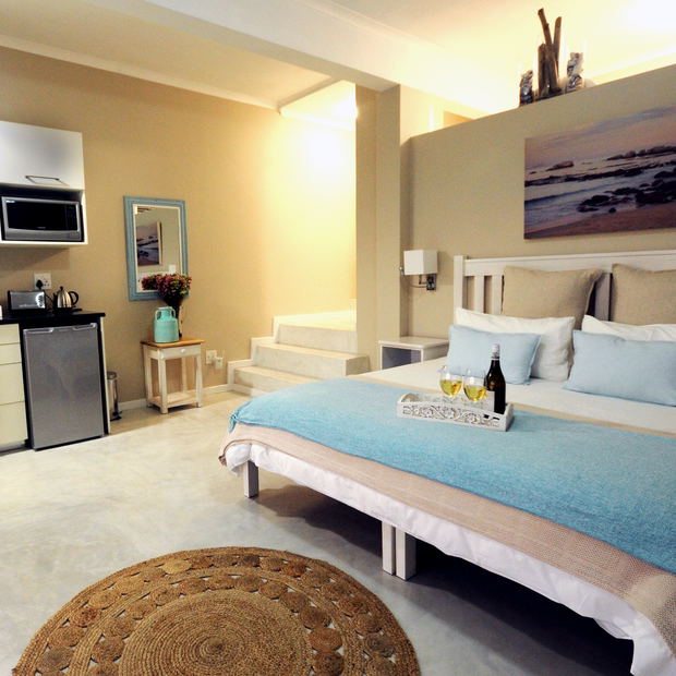 Penguin and Whale twin or king room Penguin and Whale twin or king room