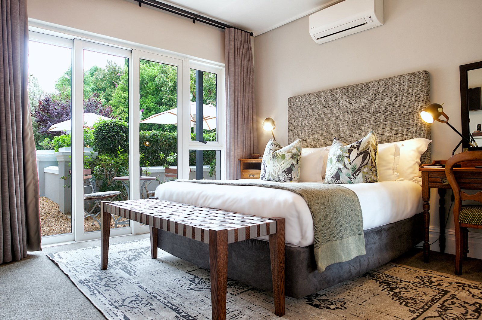 Patio Room, Luxury Living, Garden access Room, Stellenbosch accommodation