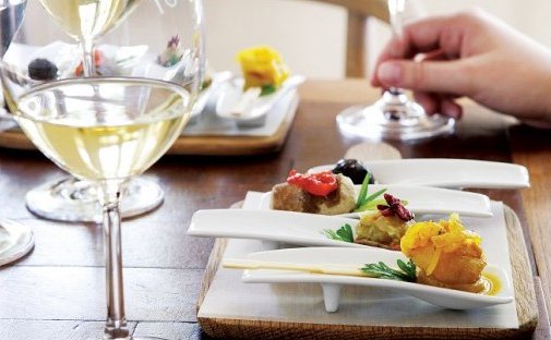 Your Cape Winelands Survival Guide Your Cape Winelands Survival Guide