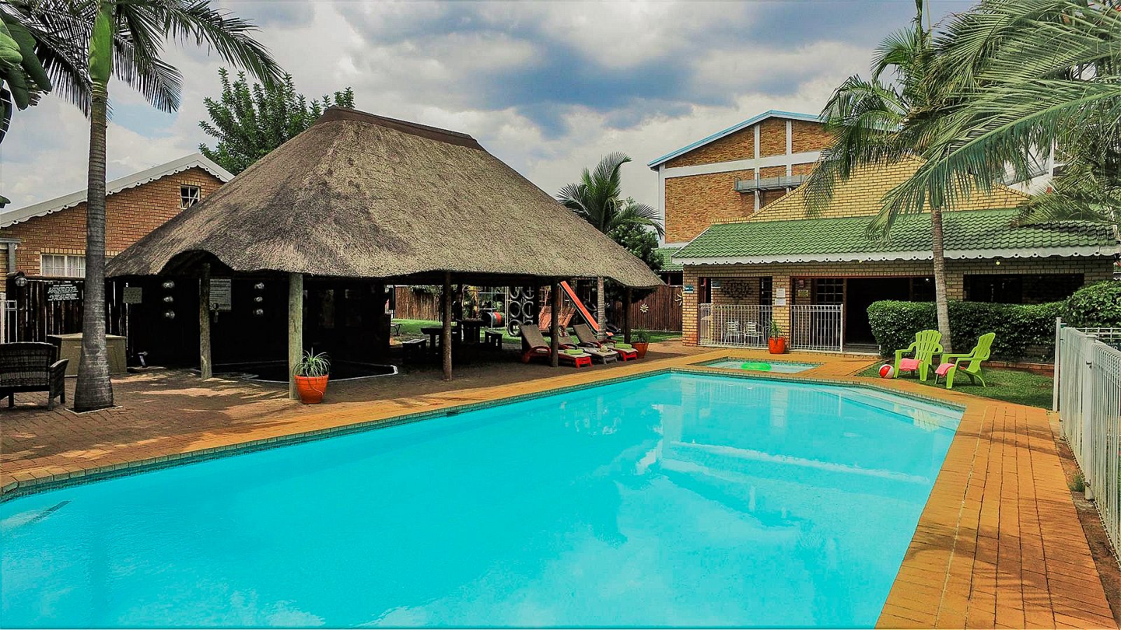 YOUR IDEAL GETAWAY
