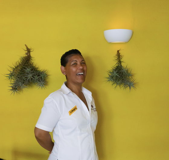 Lecretia Loff FOH Manager