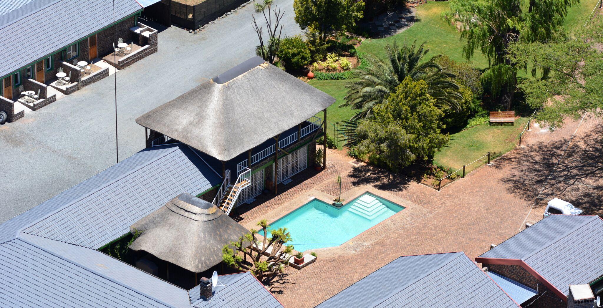 Welkom by Kampfontein Gasteplaas - Luukse Akkommodasie en Vriendelike Diens in De Aar