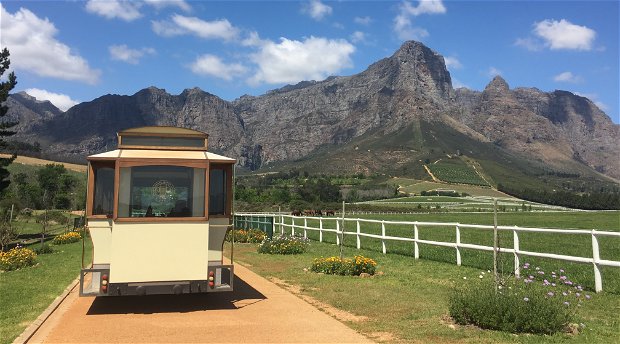 Wine tours in Franschhoek offer private and exclusive wine tours