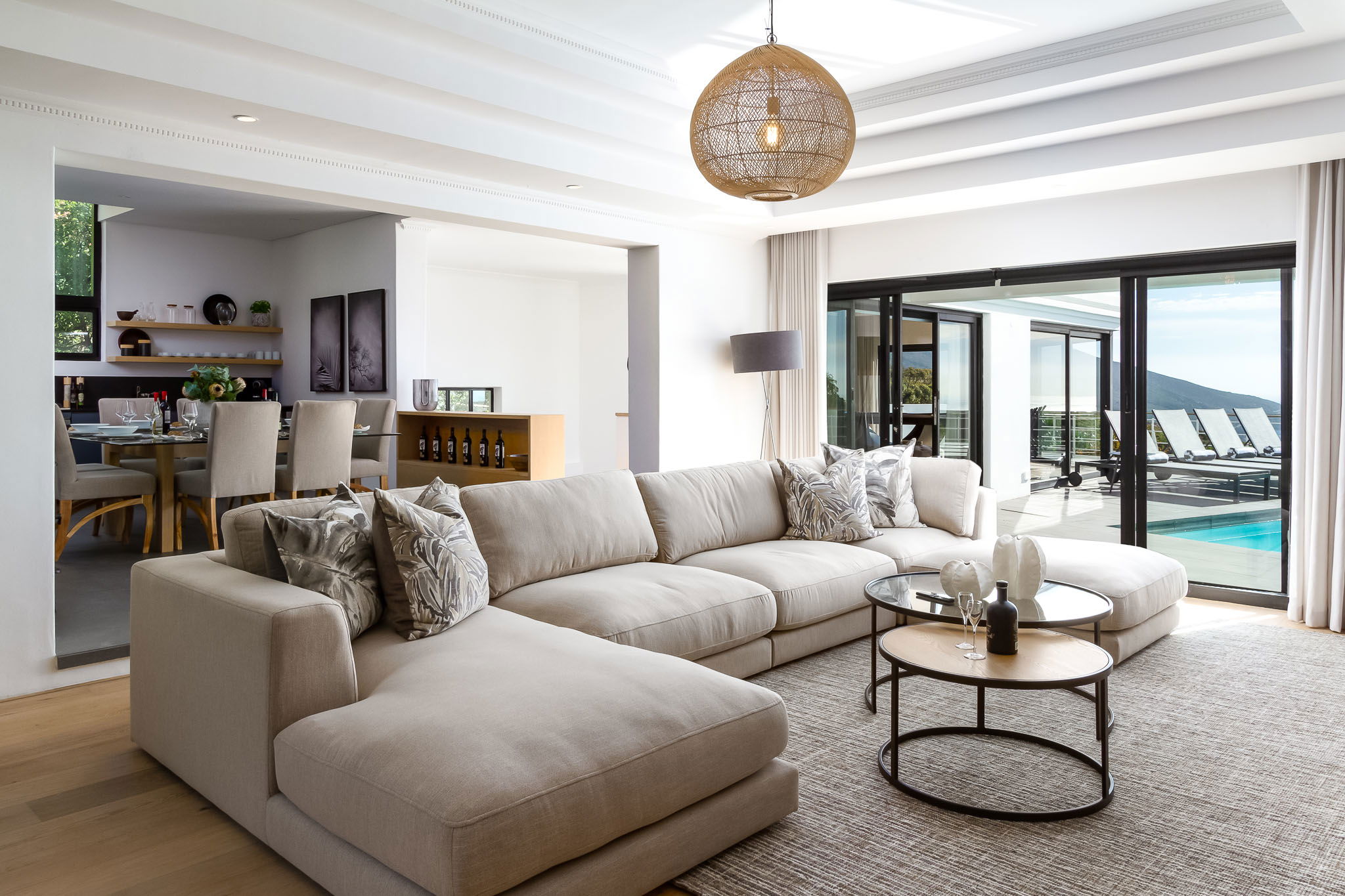 Oudekraal Road 15 - Camps Bay Vacations