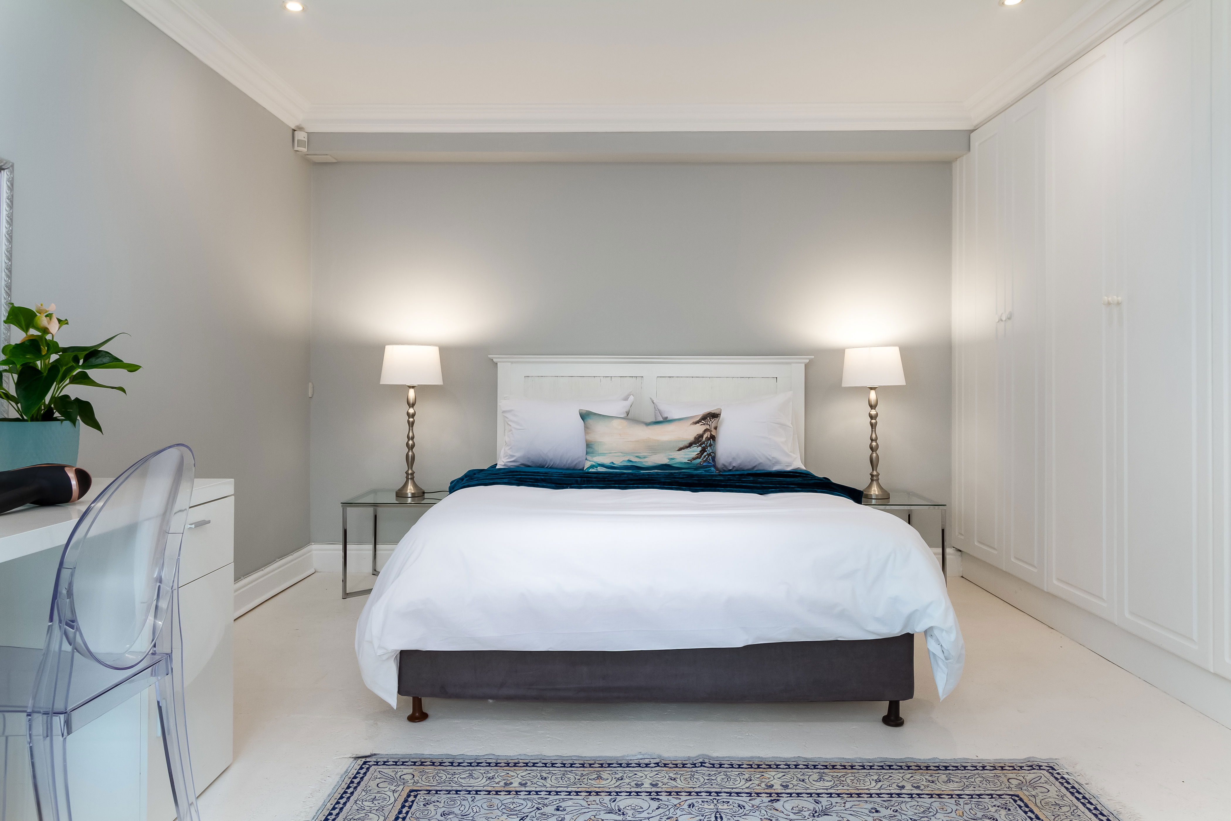 CENTRAL DRIVE 17A