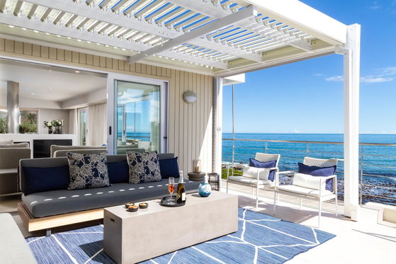 Private patio with specacular ocean views Private patio with specacular ocean views