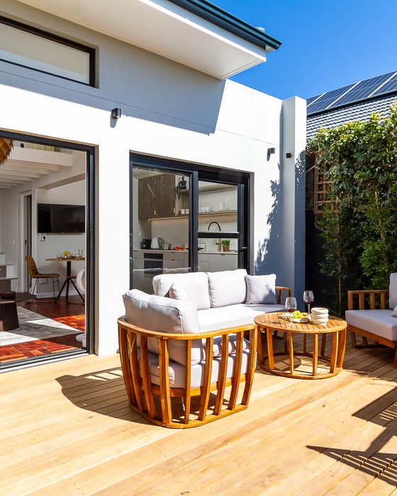 Strathearn Avenue 5 | Squirrel