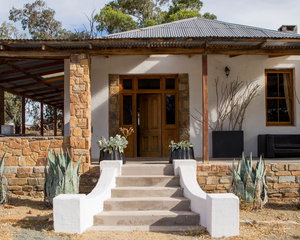 Karoo cottage on Sneeuberg Nature Reserve near Graaff-Reinet and Nieu-Bethesda