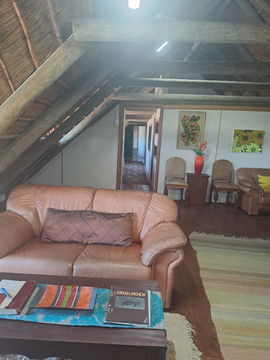 Skuilhoek inside view