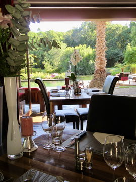 Dining at Lily Pond Dining at Lily Pond