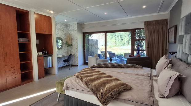 Luxury Suite Luxury Suite