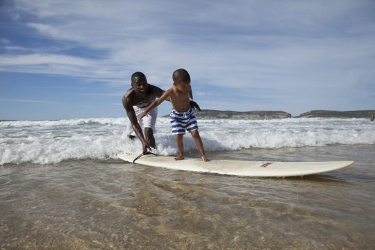 Plettenberg Bay has been awarded 8 international Blue Flag Awards for the 2025/2026 season and a Green Coast Award for Nature’s Valley at the Wildlife and Environment Society of South Africa (WESSA) Blue Flag and Green Coast Awards.