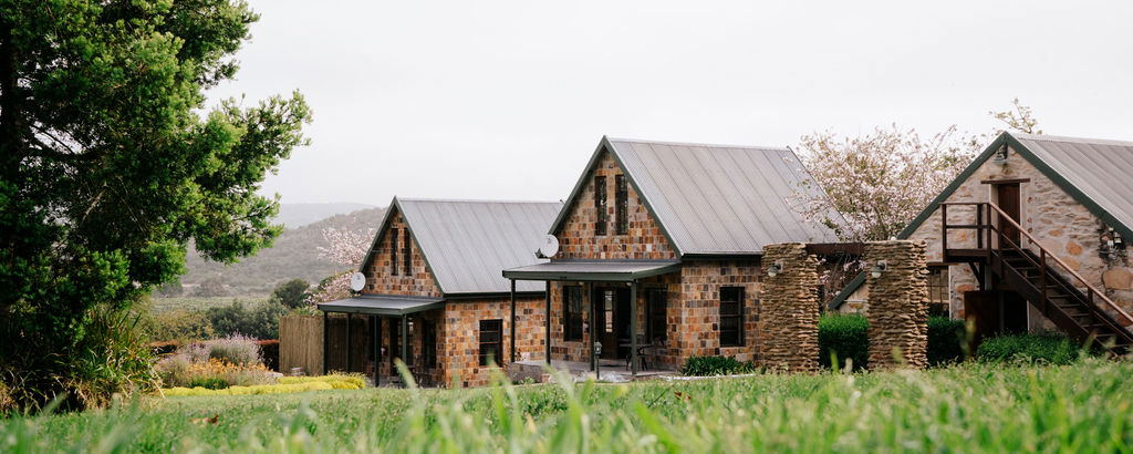 2-sleeper self-catering stone cottage