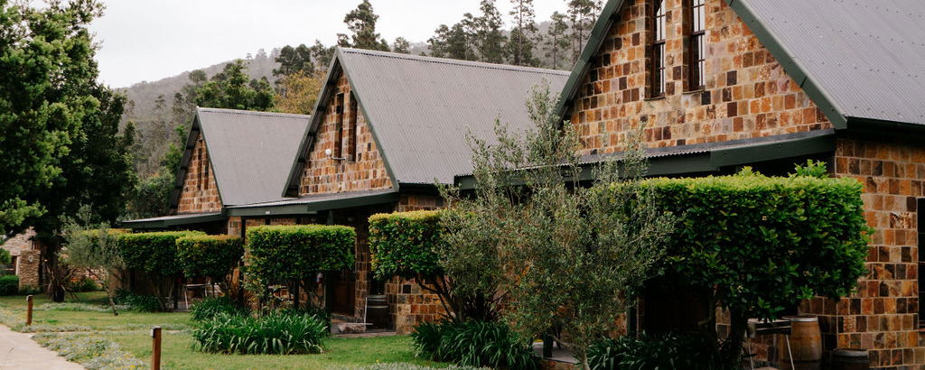 2-sleeper self-catering stone cottage