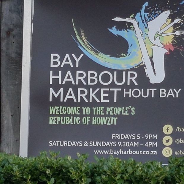 Hout Bay Harbour market
