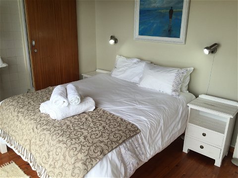 Sealnds View Main bed en-suite