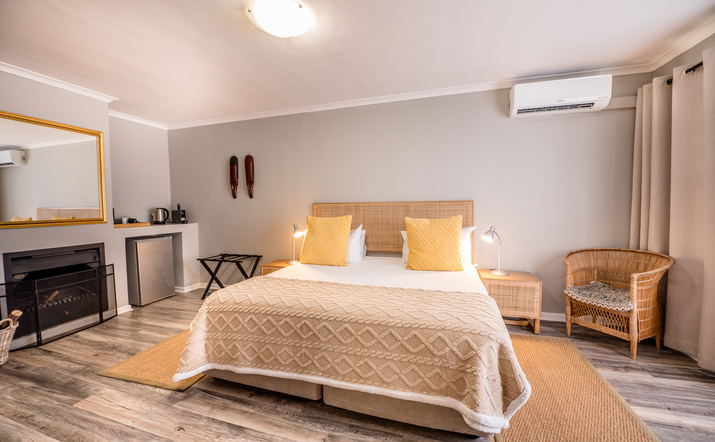 Room Five - Rosé