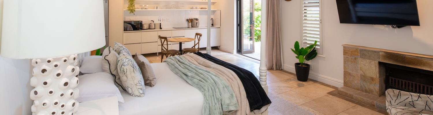 Petunia Studio unit