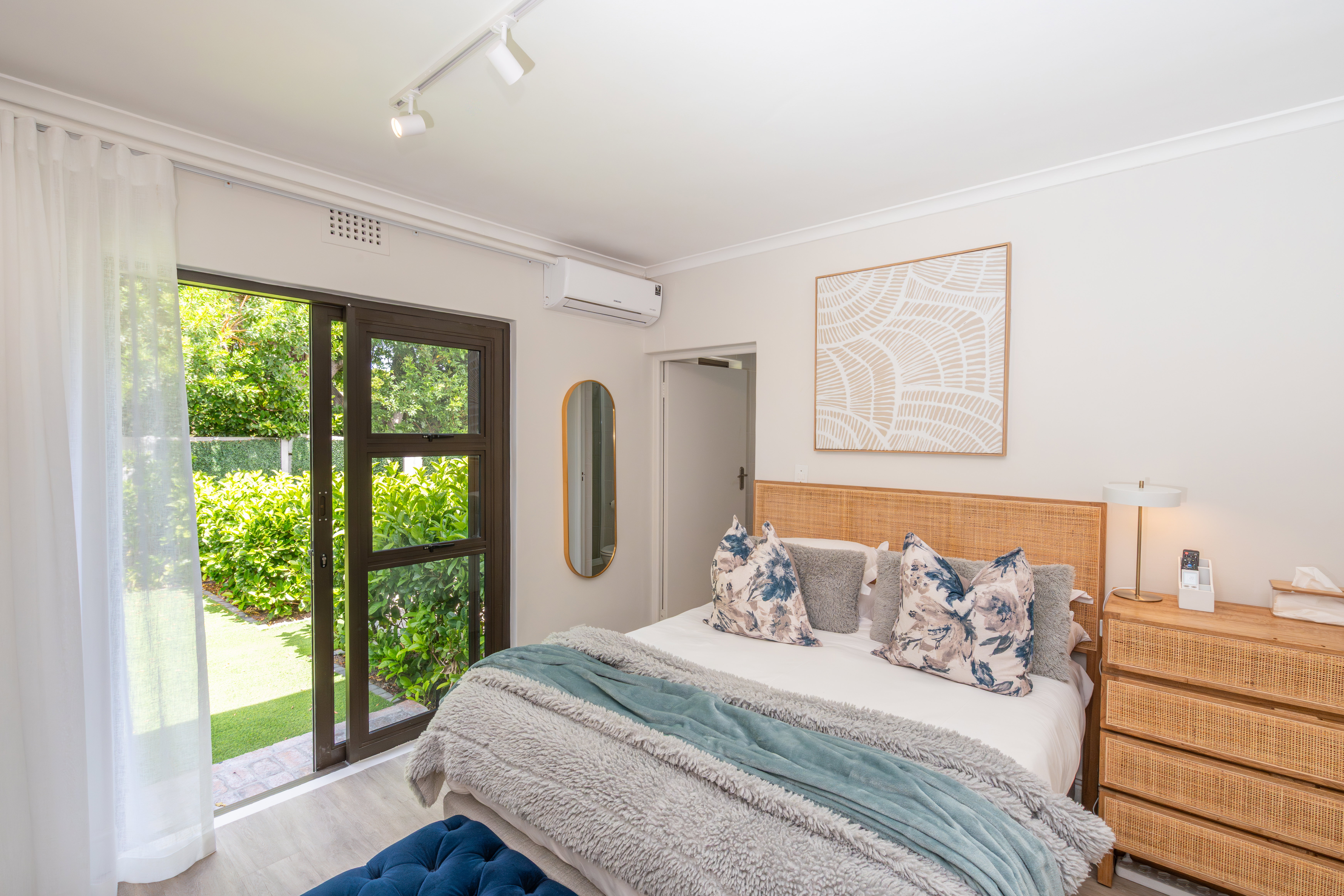 Lavender Queen suite
