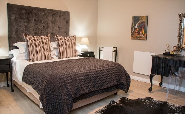 Paarl_Queenslin_Guesthouse_Breakaway_bed