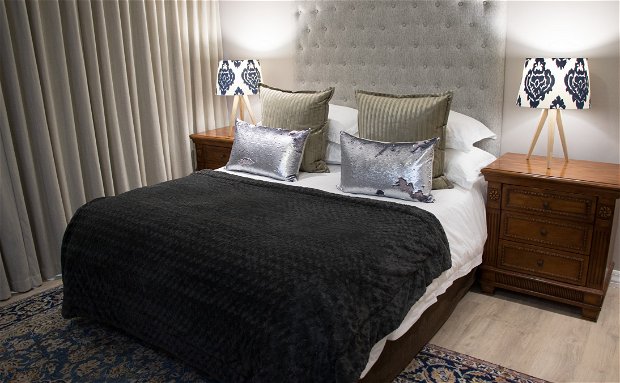 Paarl_Queenslin_Guesthouse_Superior_bed