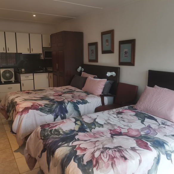 Durban Accommodation  Holiday private unit