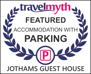 ACCOMMODATION WITH PARKING 