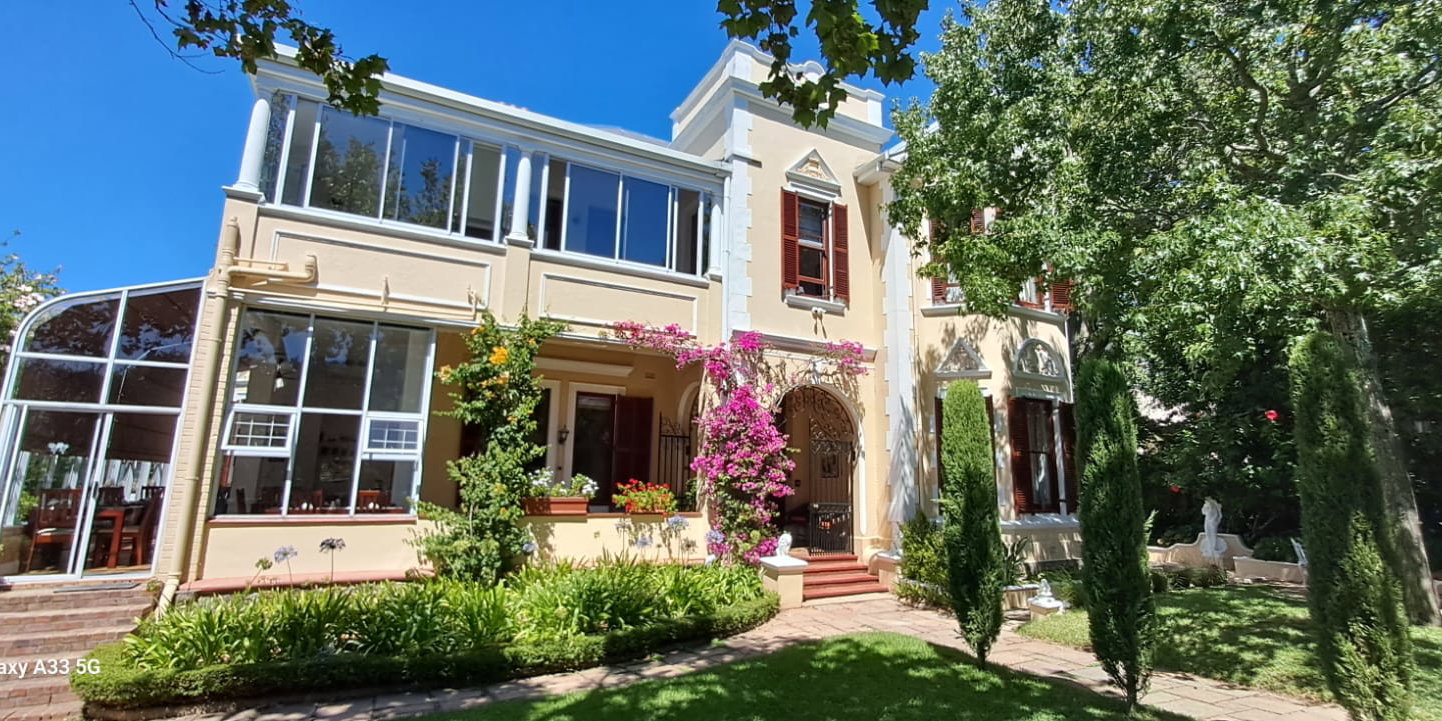 Where elegance and character meet dedicated service