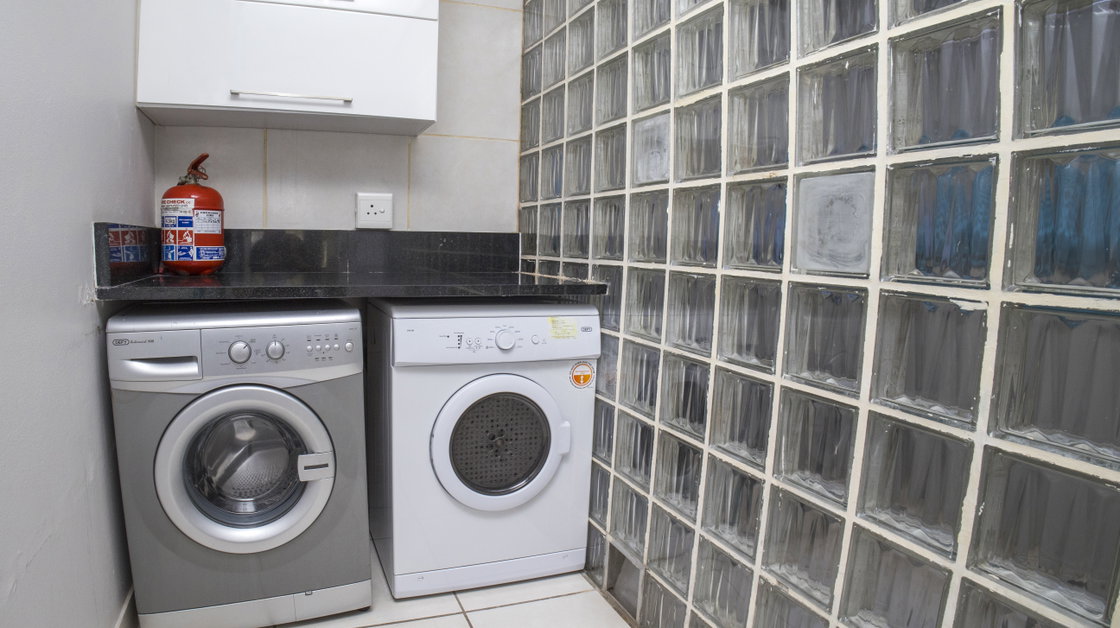 Washer & Dryer