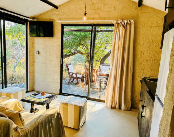 Tamboti Bush Lodge 4 Lounge,Kitchenette Tamboti Bush Lodge 4 Lounge,Kitchenette