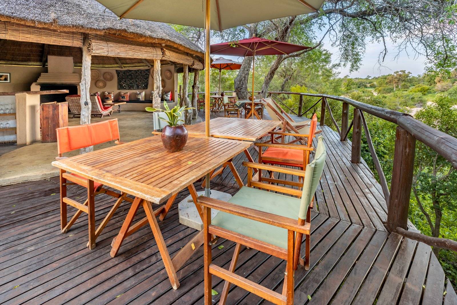 Breakfast deck overlooking the dry riverbed at Umlani