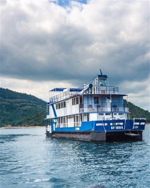 Kariba House Boat