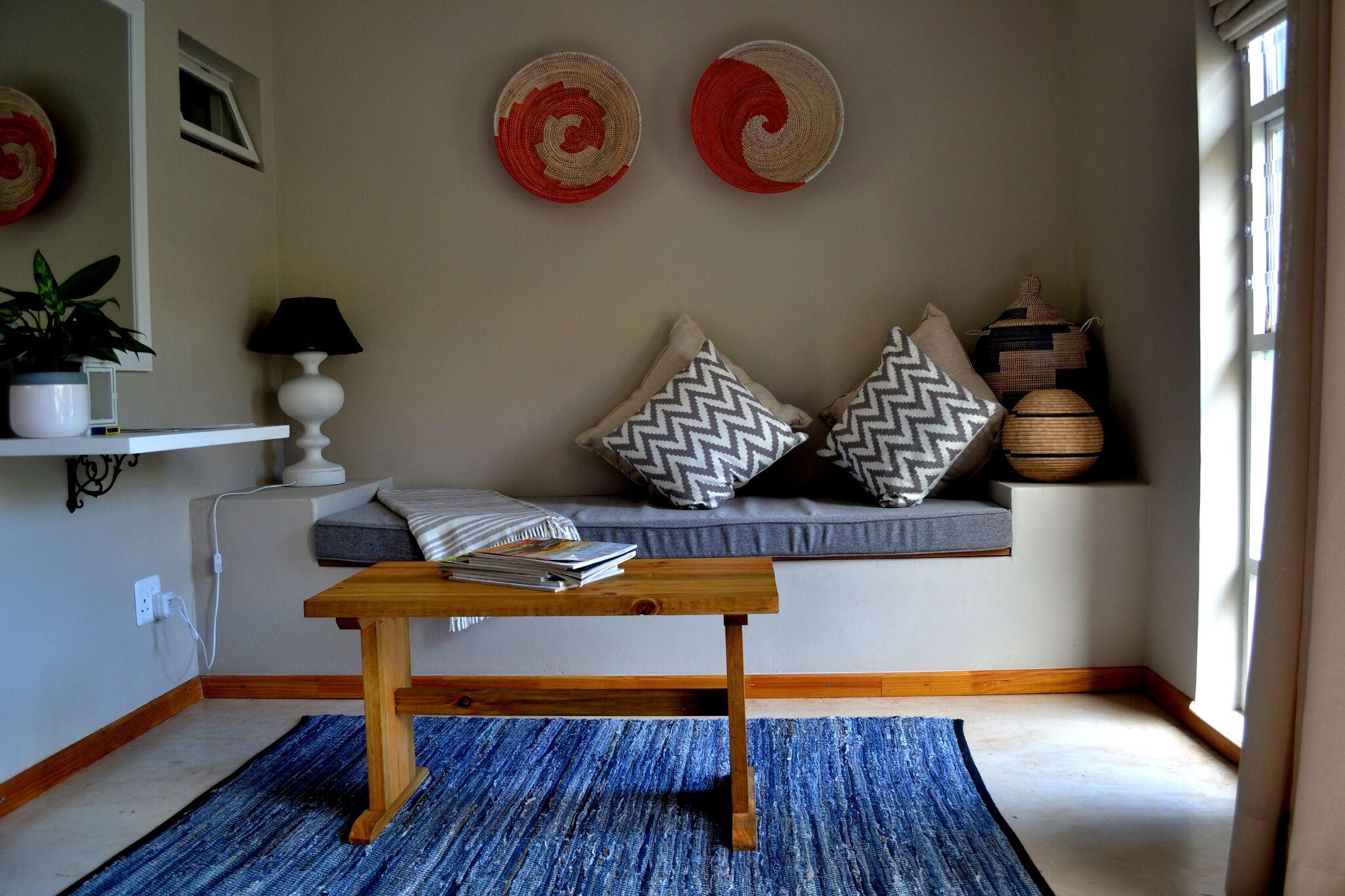 lounge suite 1