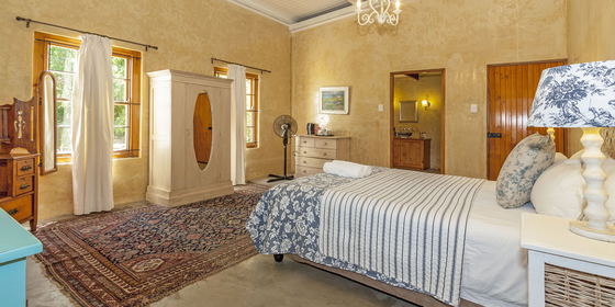 Annex Suites