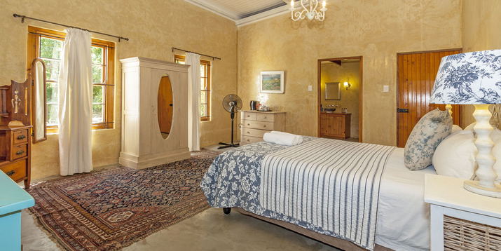 Annex Suites