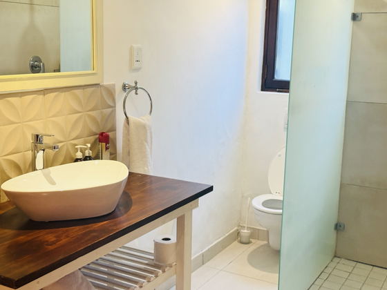 Superior King Suite 3