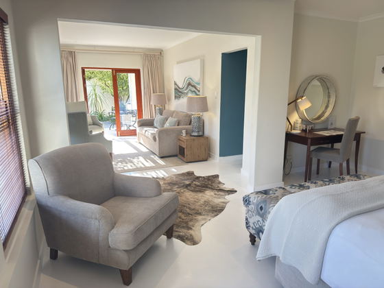 Superior King Suite 1