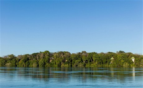 An idyllic location on the Zambezi River